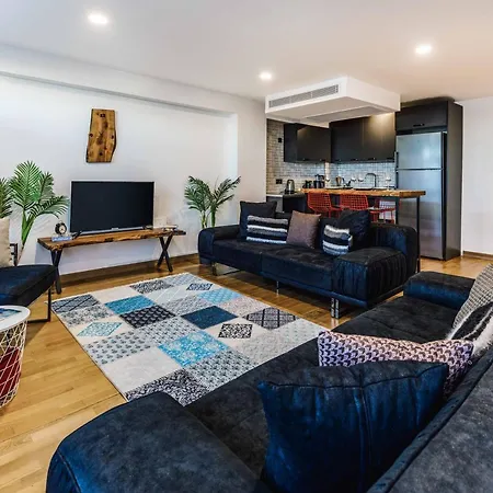 Monnas Bosphorus イスタンブール