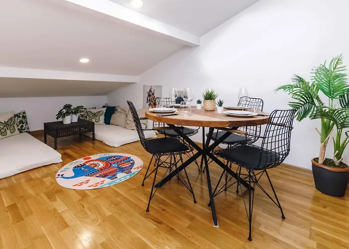 Monnas Bosphorus Istanbul