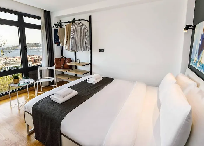 Monnas Bosphorus Apartment Istanbul