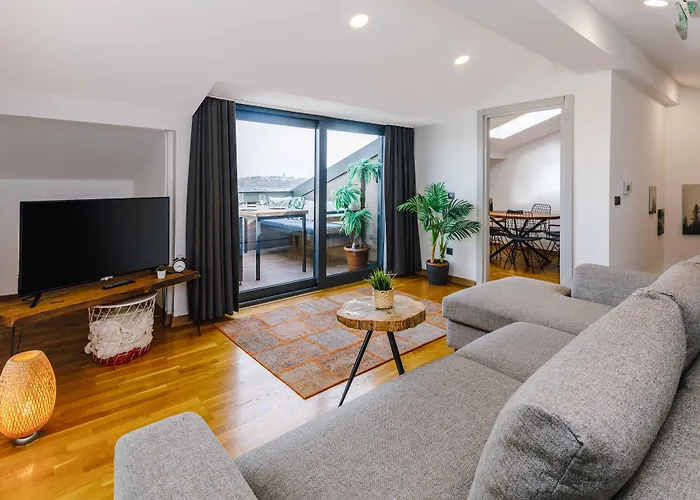 Monnas Bosphorus Apartment