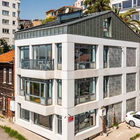 Monnas Bosphorus Apartment