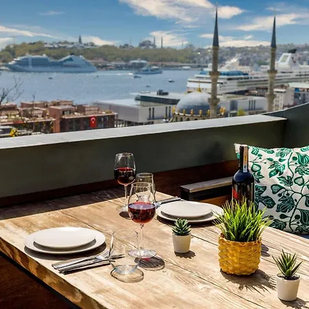 Monnas Bosphorus Apartment *