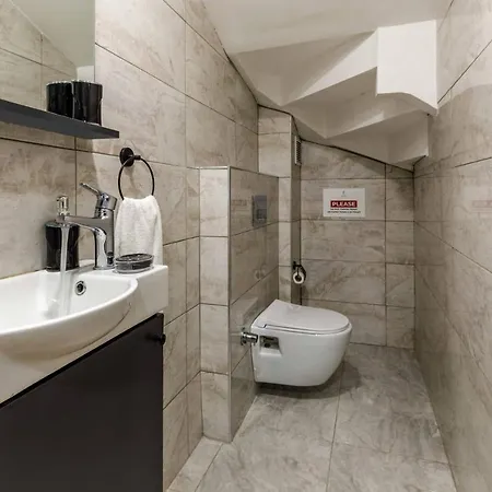 Monnas Bosphorus Apartment