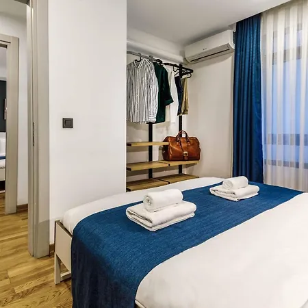 Monnas Bosphorus Apartment