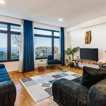 Monnas Bosphorus Istanbul